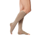 onus Elast Knee-High Medical Compression Stockings - Open Toe - 23-32 mmHg Grade Class II Recommended for the treatment of chronic venous insufficiency, varicose veins, heavy foot syndrome, leg swelling and edema Anti-embolism compression stockings increase blood flow and prevent swelling, especially during long flights, sitting or standing for long periods of time. Tonus Elast compression socks are also useful during pregnancy and postpartum to minimize swelling in ankles feet and calves. Trouser sock