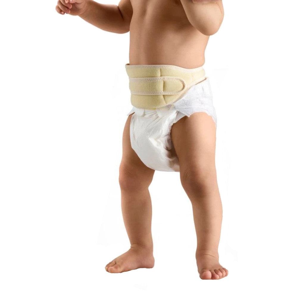 bebés con hernia umbilical Hernia Gear Baby Button Belt Umbilical Belt Navel Truss for newborn baby sold by FlexaMed.com Tonus Elast Baby Hernia Truss Hernia Truss. Baby Hernia. Babies Hernia. Pediatrician It works  Baby Belt. Baby Hernia Belt Hernia Gear by FlexaMed.  Umbilical Newborn Hernia. Baby Tummy Hernia Abdominal intestine